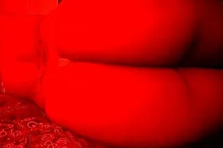 Outcalls only, qv 200 + $30 de... - Image 2