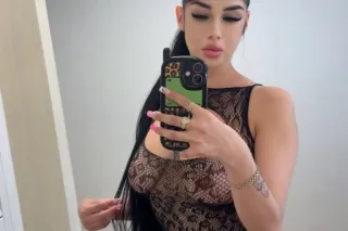 Horny latina mama incall ready NOW 💦📲 unrushed and unforgettable experience😍 - Image 3