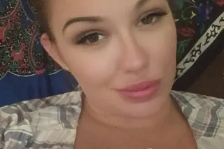 Beautiful experience women ava... - Image 2