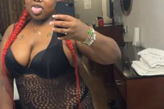 Clean & Distreet💦 NO RUSH❌ AVAILABLE RN!! INCALLS ONLY📞🏠 - Image 3