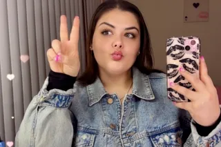 ✨ Only in Town for the Night ✨... - Image 2