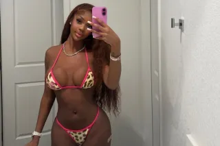 😻💦EXOTIC EBONY SQUIRTER 💦😻 EARLY BIRD SPECIALS 🤩 - Image 3
