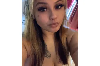 Last night in town, Cum see me... - Image 3