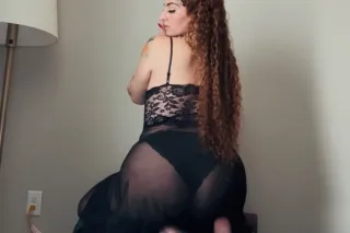 LATINA ARAB GODDESS COMING TO DENVER - Image 7