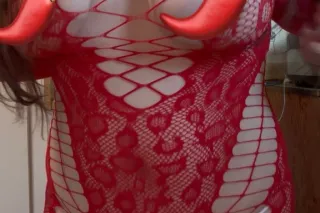 Tight and clean - 22 - Image 4