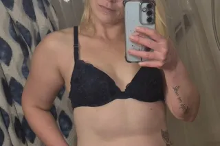 Outcall available, I'm curvy a... - Image 2