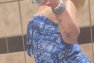 Outcall available, I'm curvy and cute with a big booty ;) - Image 7