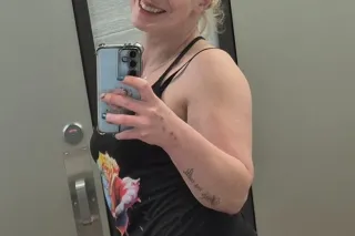 Outcall available, I'm curvy and cute with a big booty ;) - Image 8