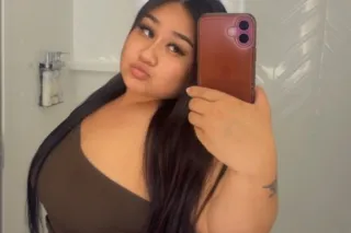 tight asian pussy 💦 in town available now ❤ - Image 1