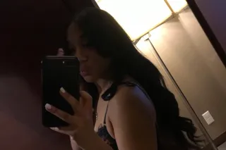 Exotic slim goddess ready to s... - Image 1