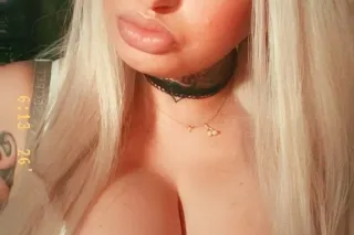 🇺🇸✨🤍🎆🧨💙INCALL*OUTCALLs* and Cardates Available NOW CurvY Platinum Blonde with SERIOUS Daddie ISSUES✨💋🍒🤣(not joking lol) - Image 9