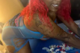 hour special with a chocolate ... - Image 4