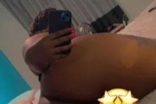 🍑 💦 its time for breakfast🤤💦bb... - Image 1