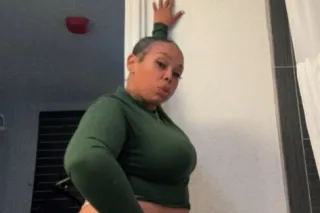 ill take care of u no cat fish lets meet now my place your cock in my mouth 👄 - Image 3