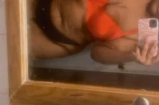 INCALLS AND CARPLAY AVAILABLE ... - Image 1