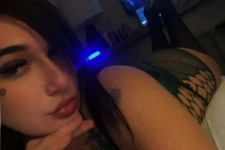 LUCKYS BACK!! 🩷🌸😻 Tatted and sweet, slim thick, busty playmate 🐰💕 come over and play with me😍 - Image 8