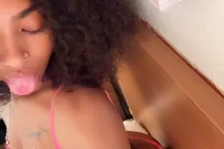 petite caramel freak 😝 - Image 4