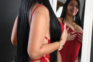 ✨ Nueva en naples,amigable y d... - Image 3