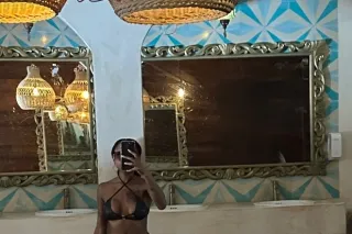 Fake tits real pics and personality - Image 8