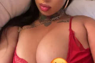 Puerto Rican Princess💰😇🤭🤳 Fᵢₙd... - Image 2