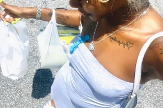 HereForAGreatTime👄YourExperienceBelongWithMe👩🏽‍❤️‍💋‍👩🏾 - Image 3