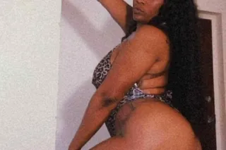 PHAT TiGht Juicy &Wet Cum Now Luscious Squirting kitty all doors open QV welcome - Image 3