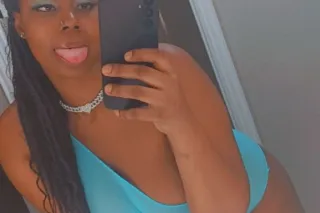 IM 100 PERCENT REAL COME SEE ME 💗Tight Wet Pussy with Super fye head 🤪 - Image 5