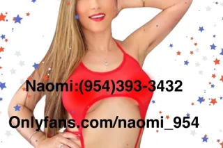 •Naomi• - 32 - Image 1