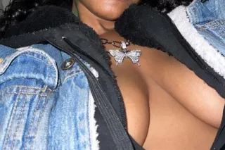 Let me come to you.. so you can cum for me🫦 - Image 2