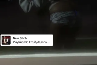 Cum play w a thick brown skin 💦😩 - Image 1