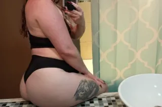 🔥🔥THAT THICK BITCH 🔥🔥 - Image 6