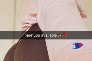 BACK IN TOWN!! CUM PLAY 🍭👅 - Image 3
