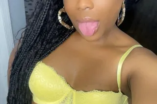 BACK IN TOWN!! CUM PLAY 🍭👅 - Image 6