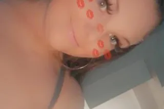 💋🍭❤‍🔥KANDY RED , WITH THE WET SLOPPY HEAD.....IS BACK❤‍🔥🍭💋 - Image 5