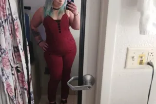 Roxie is ready to cum and play! - Image 7