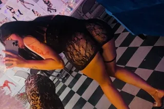 Hot spinner body 😘🤓 - 21 - Image 3