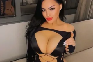 european model ❌no qv❌ - Image 3