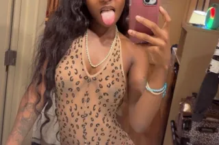 GushingWet&Tight Pussy🥹Pretty DarkSkinn InCalls Only! Its My Birthday 🥳 - Image 9