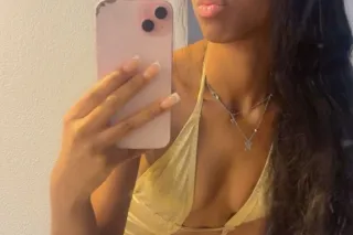Hey guys 🥰 last day in town! Ask about my lunch time specials… No Deposit Needed 💋❤️ - Image 6