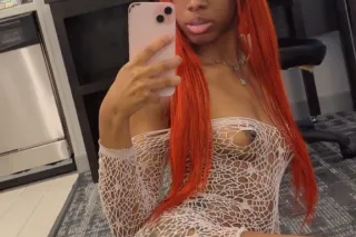 Hey guys 🥰 last day in town! Ask about my lunch time specials… No Deposit Needed 💋❤️ - Image 9
