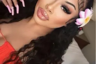 visiting all way from the isla... - Image 3