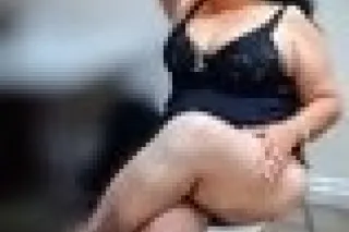 !! Sexy Manuela VIUDA ITALIANA en el area - Image 1