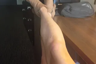 CELEBRATE HUMP DAY WITH ME 🍆 -... - Image 2