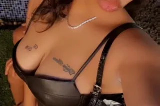 NEW CONTENT 😩😝 COME SPOIL ME 🤩😫 - Image 1