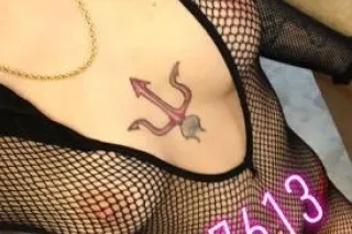 Slim and Petite Playmate 💦 - 2... - Image 3