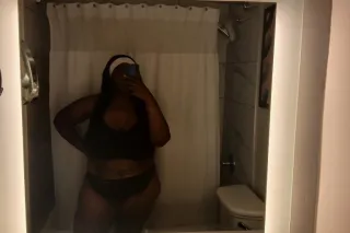 wet pussy paradise - 23 - Image 1