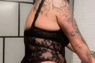 available incall or out - 40 - Image 4