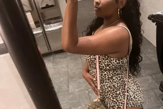 👅Bouncy Ass 👅Wettt Sexy Pussy👅... - Image 4