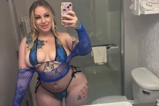 Your PAWG Stripper Fantasy - Image 5