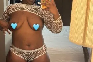 😝😝JUICY PUSSY IN TOWN‼ Creamie... - Image 3